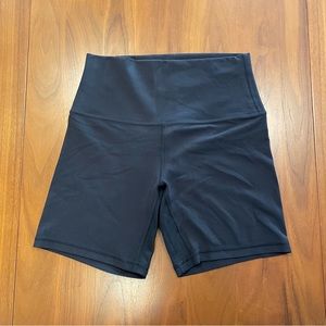 Lululemon Align High-Rise Short 4”, Size 6